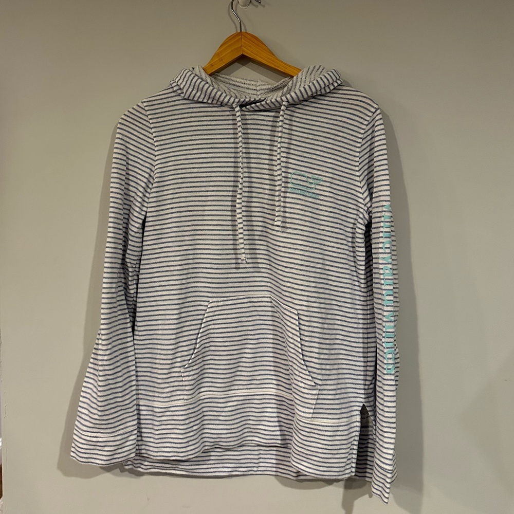 Vineyard Vines hoodie